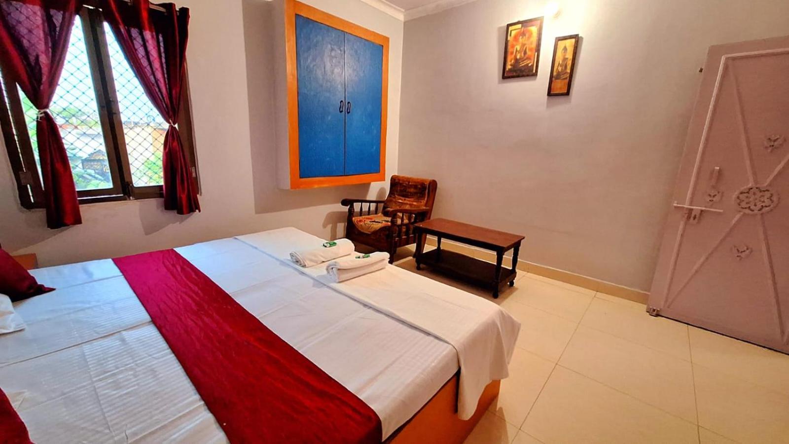 Mohit Paying Guest House Varanasi Ngoại thất bức ảnh